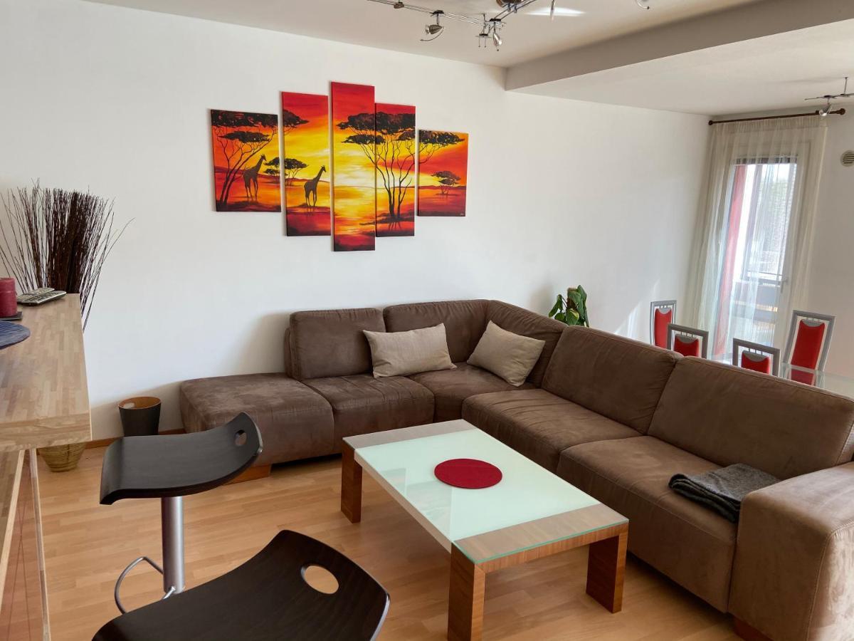 Bright Apartment With A Free Parking Garage @ Wienerberg Buitenkant foto