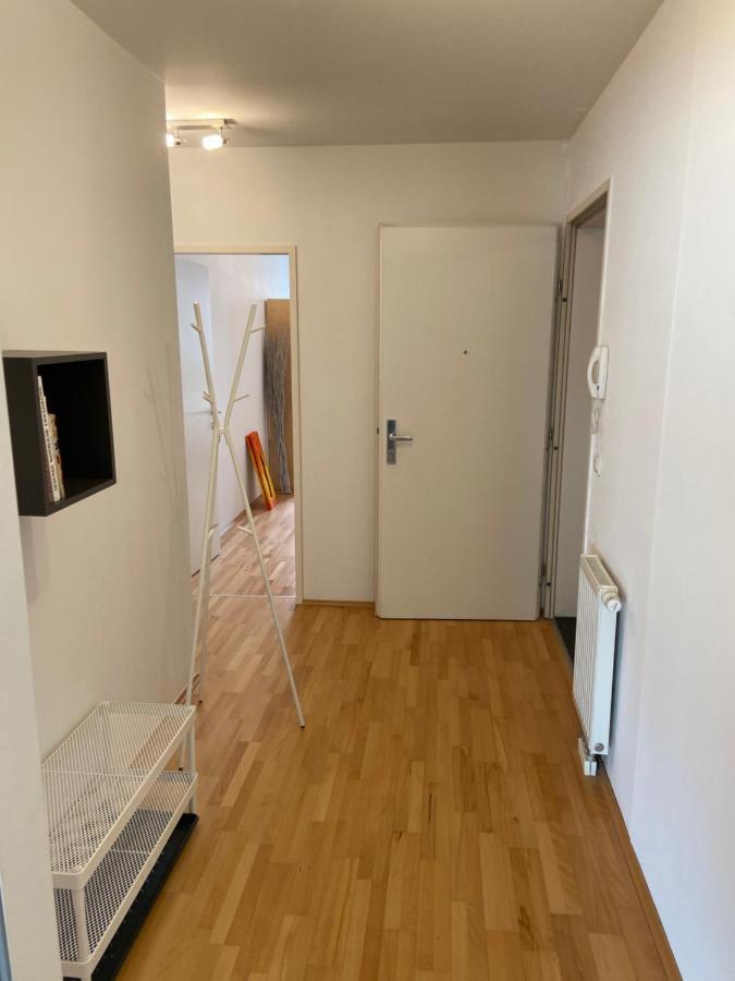 Bright Apartment With A Free Parking Garage @ Wienerberg Buitenkant foto
